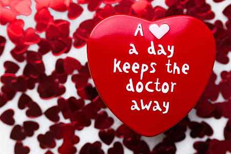 Heart foil confetti thumbnail
