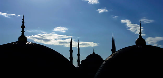 silhouette of mosque thumbnail