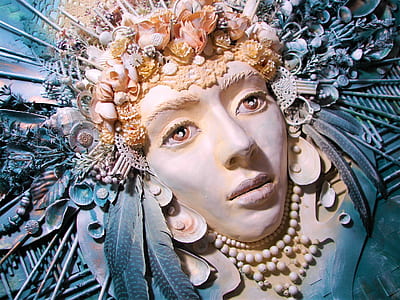 woman's face decor thumbnail
