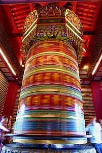 Singapore, Budha Tooth Relic Temple thumbnail