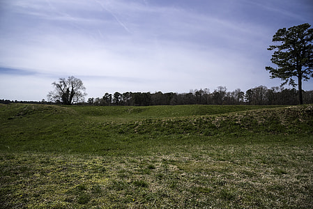 Trench Landscape at Yorktown, Virginia thumbnail