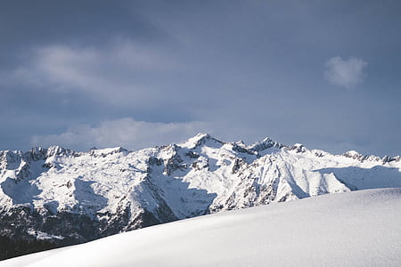 snow with mountain ahead thumbnail