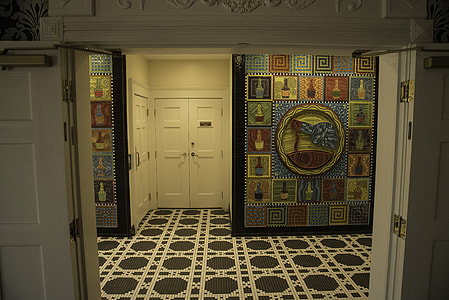 Decorated Bathrooms at Maker's Mark Distillery thumbnail