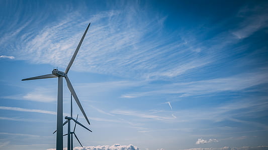photo of wind turbine thumbnail