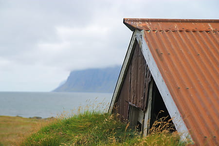 closeup photo of house roof on ground thumbnail