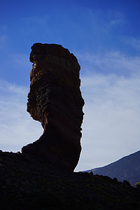 Roque Cinchado, Stone Tree thumbnail