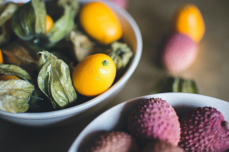 Kumquats and litchi thumbnail