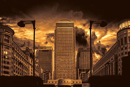 HSBC and Citibank buildings thumbnail
