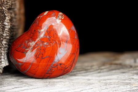 red ceramic heart ornament thumbnail