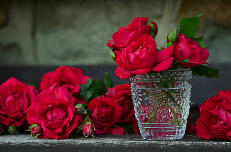glass cut cup with red flowers inside thumbnail