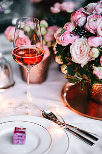 Christmas table decorations thumbnail