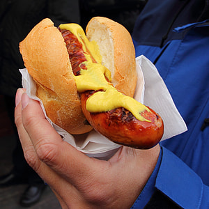 sausage sandwich thumbnail