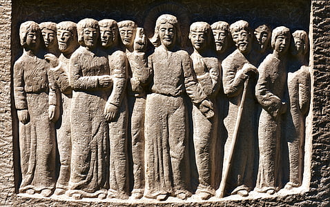 Jesus and Apostles statue thumbnail