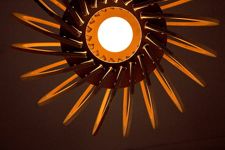 round brown illustration thumbnail