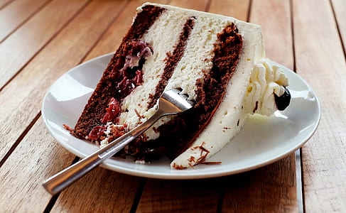 chocolate shortcake on plate thumbnail