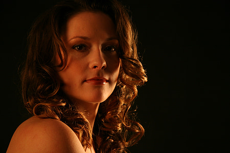 woman photography thumbnail