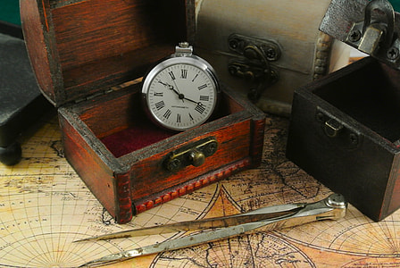 silver pocket watch at 10:18 thumbnail