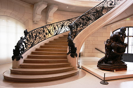 brown staircase thumbnail