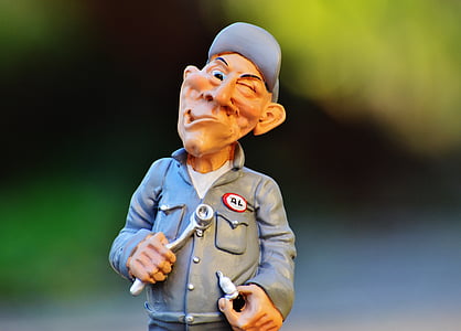 mechanic toy close-up photography thumbnail