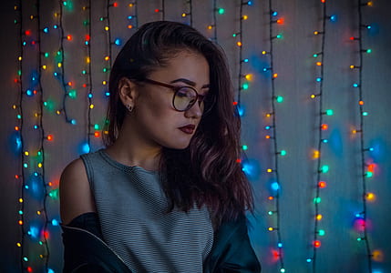 woman looking at side thumbnail