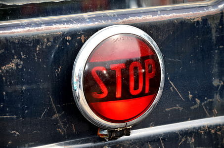 Stop light button thumbnail