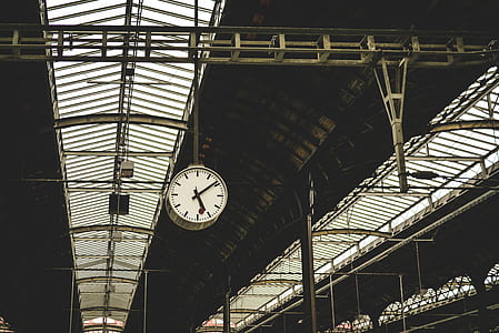subway analog clock thumbnail