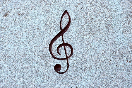 G-Clef on white surface thumbnail