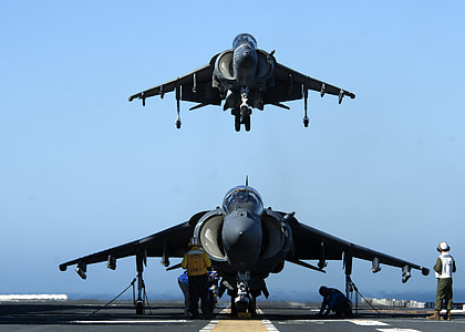 two black fighter jets thumbnail
