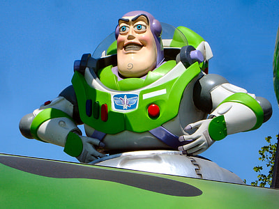 Buzz Lightyear statue during daytime thumbnail