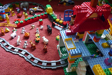 train station toy set thumbnail