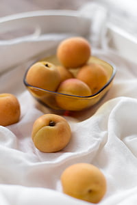 brown fruits in bowl thumbnail