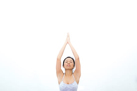 woman wearing gray spaghetti strap top thumbnail
