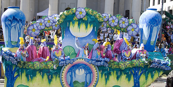 Rex parade float in New Orleans, Louisiana thumbnail