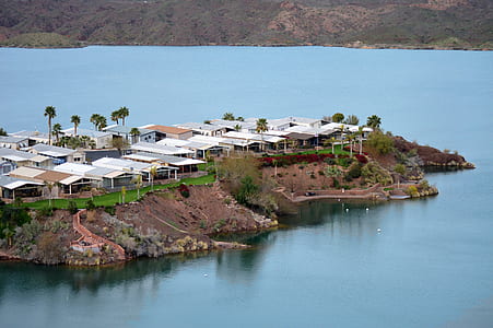 houses in island at daytime thumbnail
