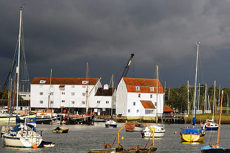 Woodbridge Tidal Mill in Suffolk thumbnail