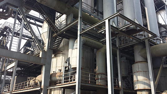 oil rig pipes thumbnail
