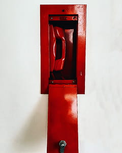 Red and Black Tool thumbnail
