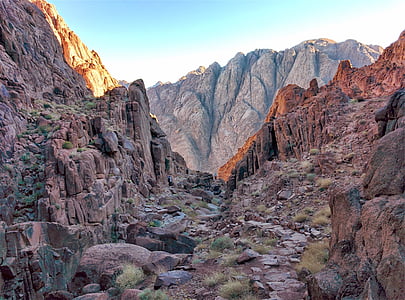 landscape photo of brown valley thumbnail