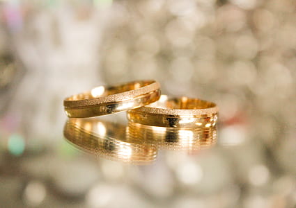blur, rings, reflections, shining thumbnail
