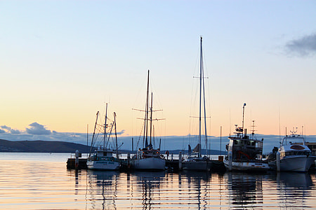 Hobart Harbor in Tasmania, Australia thumbnail