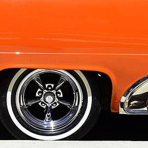 orange car thumbnail