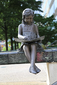 girl reading book statue thumbnail