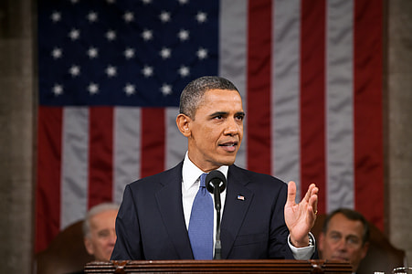 Barrack Obama giving speech thumbnail