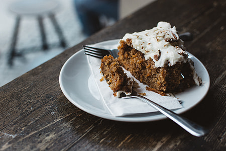 Eating carrot cake in a café thumbnail