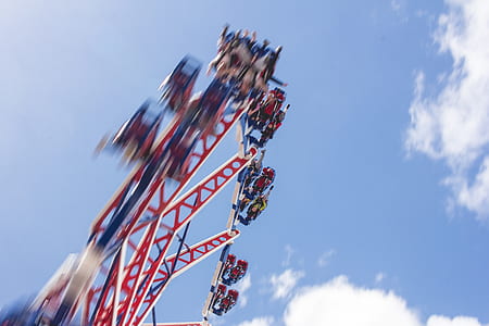 red and blue Ferris Wheel ride thumbnail