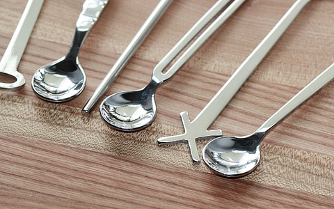 silver teaspoons thumbnail