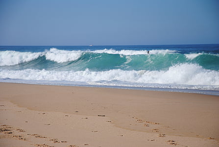 sea waves near shore thumbnail