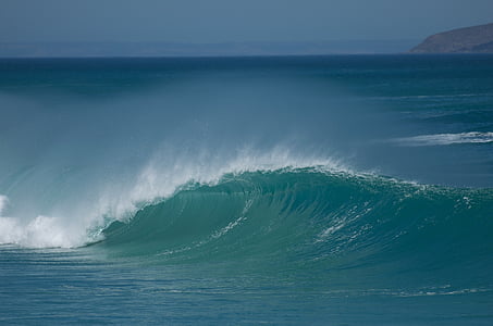 sea waves during daytime thumbnail