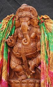 Lord Ganesha statue thumbnail