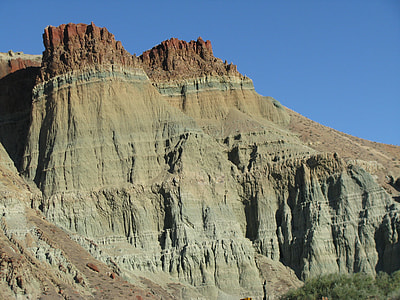 Cathedral Rock, John Day Fossil Beds thumbnail
